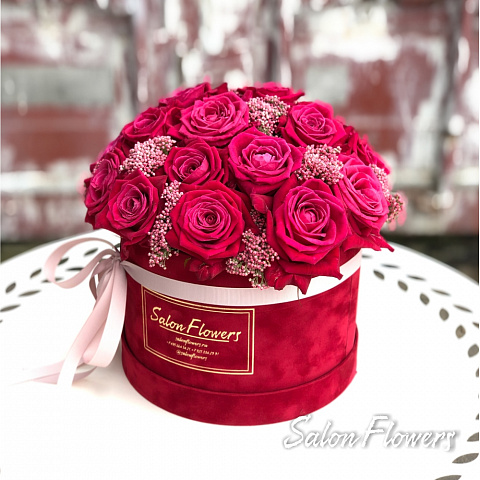 Букет  роз "Диана" в бархатной коробке (15 шт.)